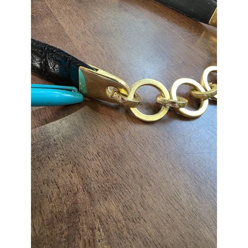 Vintage Captiva Collectibles Black Croc Embossed Leather & Gold Hoop Chain Belt